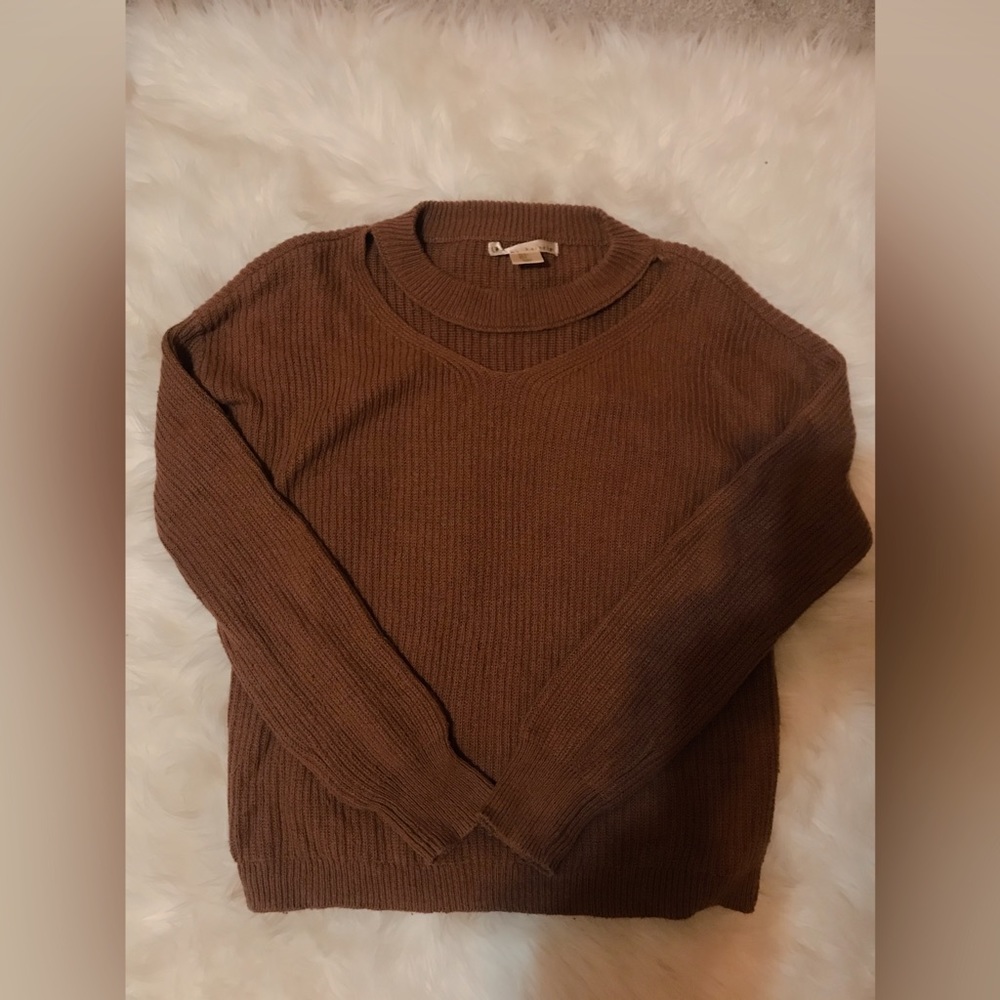 neck detail sweater